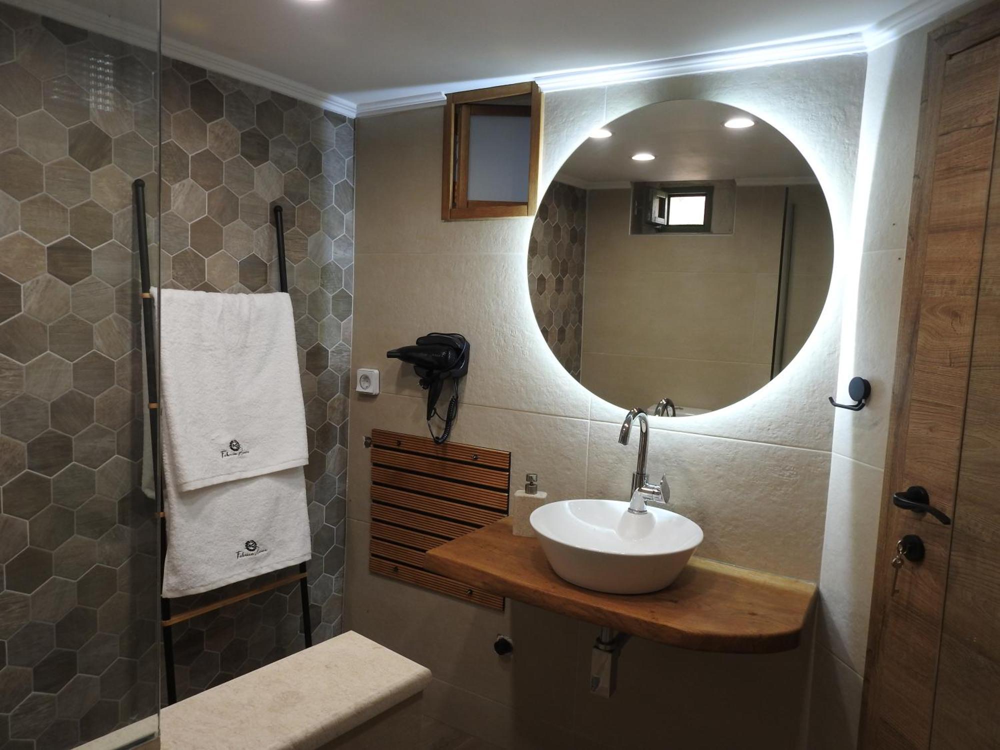 Fabrica House Villa Mokhlos Bagian luar foto